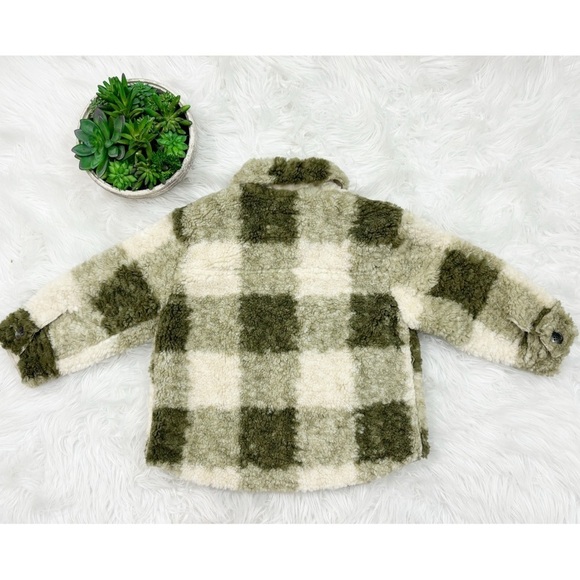 Zara Kids Toddler Fuzzy Sherpa Green Long Sleeves Button Down Jacket Size 2-3 - Picture 7 of 14